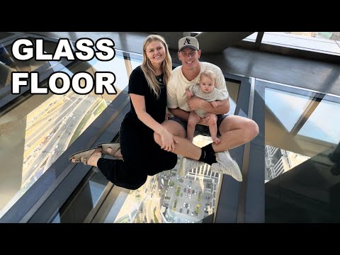 Видео: Дубайский стеклянный небоскреб + ОГРОМНЫЙ аквариум