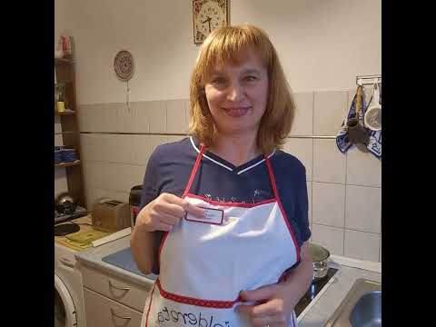 Видео: Работа в Германии: мою полы под Моцарта.