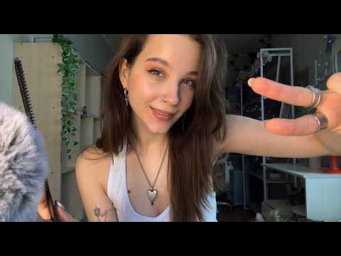 Видео: ASMR Быстрая Стрижка Волос ⟡ Ножницы, Расческа, Звуки Рта и Рук ⟡
