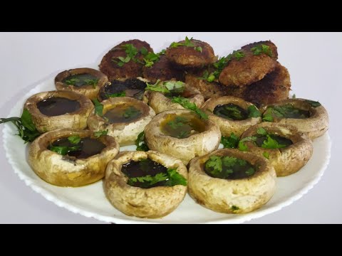 Видео: շամպինիոն սունկը սեփական հյութի մեջ շատ համեղ տարբերակով|шампиньоны в собственном соку на сковороде
