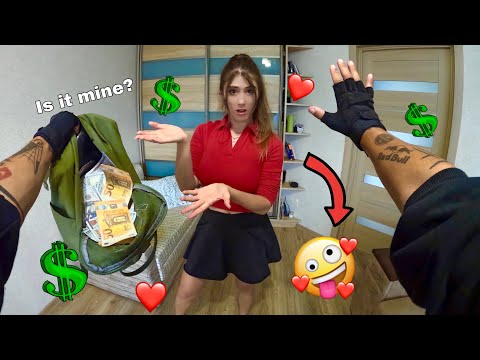 Видео: ЭТА ДЕВУШКА ОЧЕНЬ СТРАННАЯ (POV Love Best Parkour) @Celpan