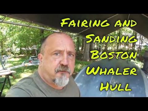 Видео: Как выровнять и подготовить корпус с помощью эпоксидной грунтовки — Реставрация Boston Whaler — ч...