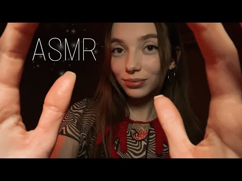 Видео: АСМР ЭФФЕКТ НАУШНИКОВ 🎧 неразборчивый шепот ♡ asmr