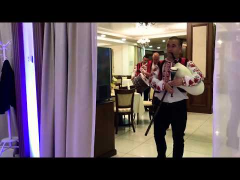 Видео: Кумска ръченица