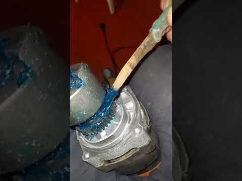 Видео: Как поченить гайковерт вихрь