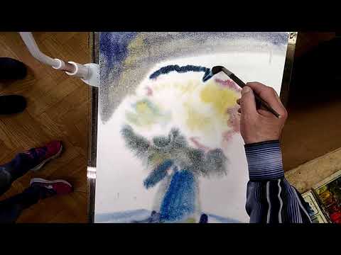 Видео: Урок акварельной живописи по мокрой бумаге. Натюрморт. Ваза с цветами хризантемами на столе.