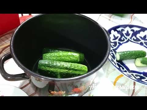 Видео: Мало солённые огурцы быстро и вкусно