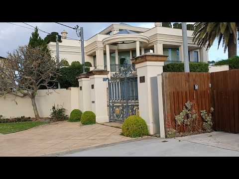 Видео: Дом Версаче в  Сиднее . Обзор домов на берегу Ботанического Залива в Австралии.Элла Австралия