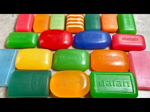 Видео: Glycerin soap cutting Relaxing ASMR Резка глицеринового мыла