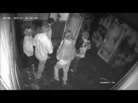 Видео: хоррор квест ОНО. ) Смешные моменты с хоррор квеста