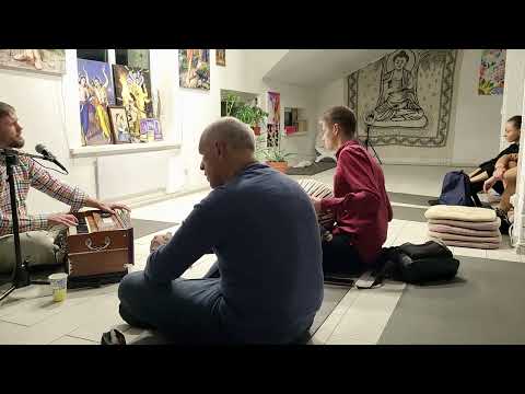 Видео: Емец Александр - Киртан (Кропивницкий 18.10.2024)