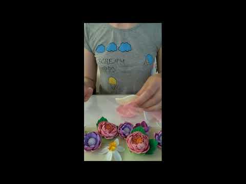 Видео: МК Ирисы из изолона