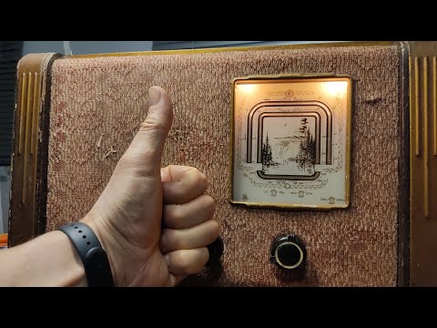 Видео: Обзор вечернего эфира на радиоприёмник  Рекорд 53М 1957 год СССР и принуждение к работе