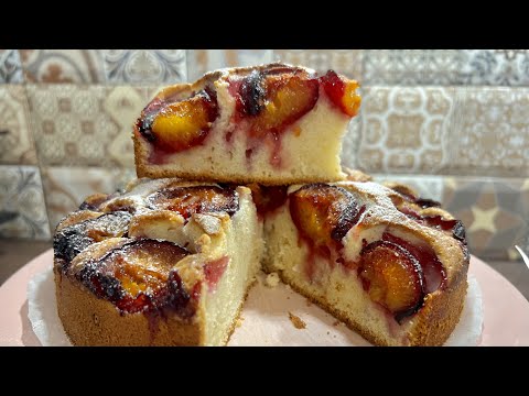 Видео: Бърз сладкиш с плодове - висок, пухкав, вкусен / Пирог со сливами- быстро и вкусно/ Quick Plum Pie