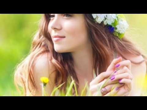 Видео: Женщины и цветы!!!! Валентин золотой саксофон - Золотой саксофон .весеннее настроение.