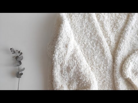 Видео: Кардиган из букле спицами описание