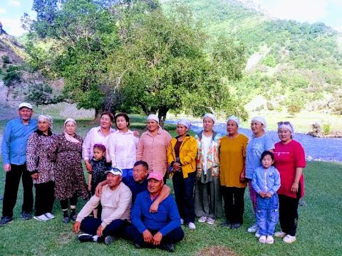 Видео: 50 - Жылдык. Сузак району, Ак - тоок айылы.  1974 - жылкылар жамааты.