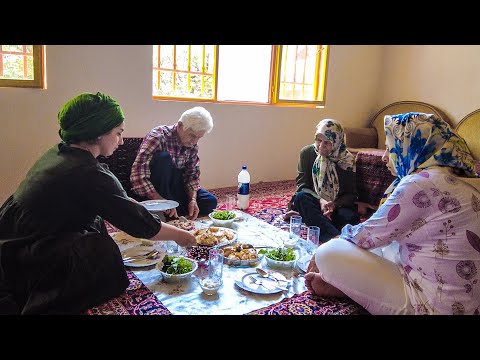 Видео: День из жизни деревенской девушки в ИРАНЕ: готовим настоящий иранский обед 🇮🇷