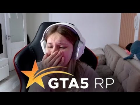 Видео: КОРЕЙКА ДАША ПЫТАЕТСЯ ИГРАТЬ В ГТА 5 РП | gta 5 rp