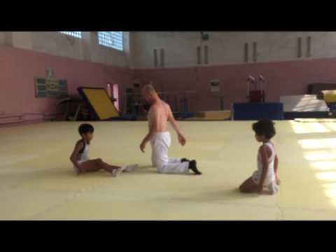 Видео: Али и Гусик растяжка