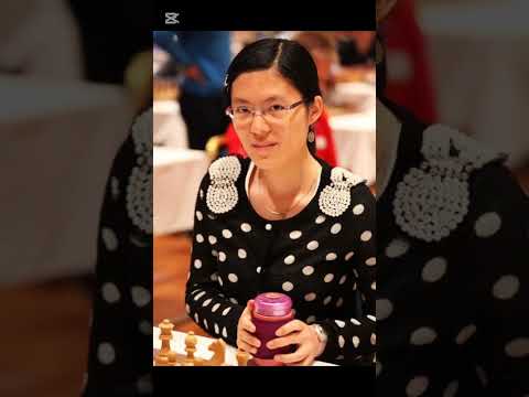 Видео: 13-я чемпионка мира по шахматам Хоу Ифань (субтитры).