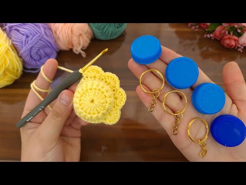 Видео: СУПЕР ИДЕЯ!😍Смотрите, что я сделала с пластиковыми крышками, которые нашла в мусорке.CROCHET RECYCLE
