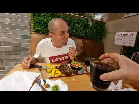 Видео: Поздравила Милана с Днём Рождения ,а он ... Элла Австралия