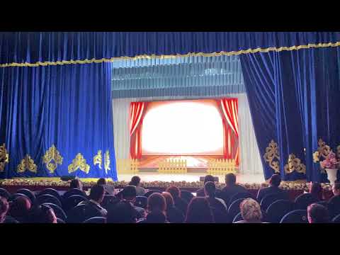 Видео: Күйкен жалпы білім беретін мектеп. Сахналық қойылым. Дөкей келе жатыр