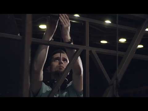 Видео: Проект "Обратная сторона Луны". Профессия: машинист сцены. Михаил Кириллов