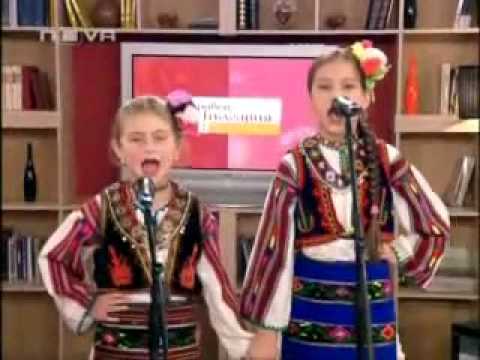 Видео: Танцът на Росинка.