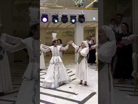 Видео: Қыз ұзату❤️‍🔥Женгелерінің қайынсіңілсіне арнаған әні🎤