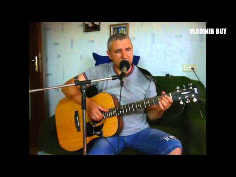 Видео: "Спят курганы темные" - песня под гитару