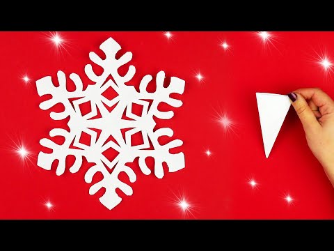 Видео: Как сделать снежинки из бумаги [Поделки на Новый год и Рождество]