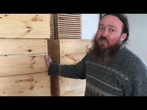 Видео: Провариваем Новые и СТАРЫЕ УЛЬЯ в парафине и подсолнечном масле.