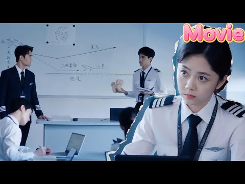 Видео: Жен-пилот злится на демонического инструктора💥 Он тихо улыбается: «Но сердце бьётся ради тебя»🔥