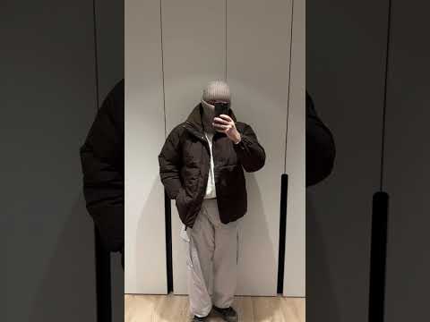 Видео: Стильный пуховик на зиму❄️ #стиль #обзорывб #вайлбериз #fashion #находкисвб #юмор