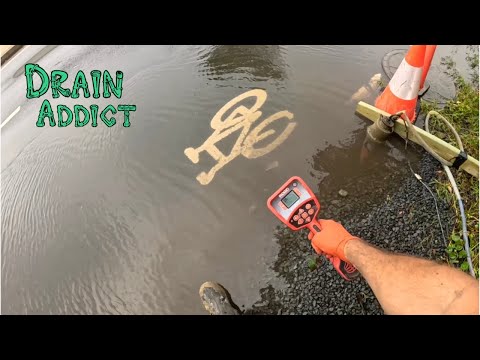 Видео: Засоренный сток 1062