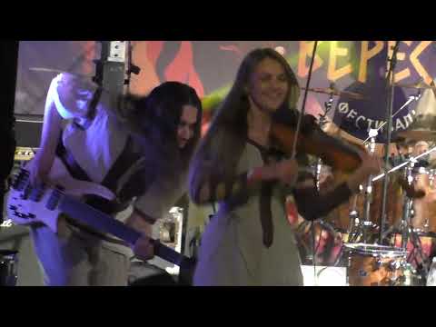 Видео: ТРОЛЛЬ ГНЕТ ЕЛЬ - Танцы троллей