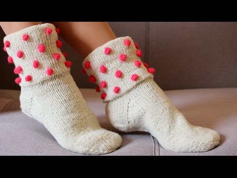 Видео: НОСКИ СПИЦАМИ. ВЯЗАНИЕ НОСКОВ "ШИШЕЧКИ"