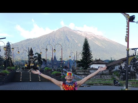 Видео: Бали. Храмы Sebatu, Agung Besakih