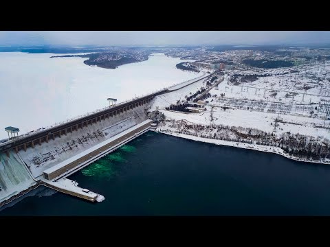 Видео: город Братск Иркутская область  (ГЭС и Энергетик)