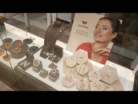 Видео: ЗАСКОЧИЛИ🙃В ТЦ , ПО БЫСТРОМУ🤩