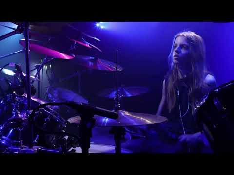 Видео: Федор Досумов To Mars. Кавер To Mars. LeonarD