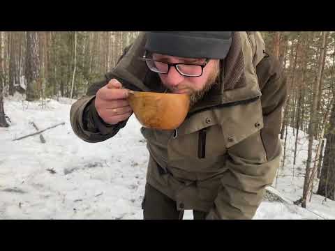 Видео: Завтрак в лесу . Яичница с овощами и мясом #леснаякухня #костер #еданакостре ##лес #природа