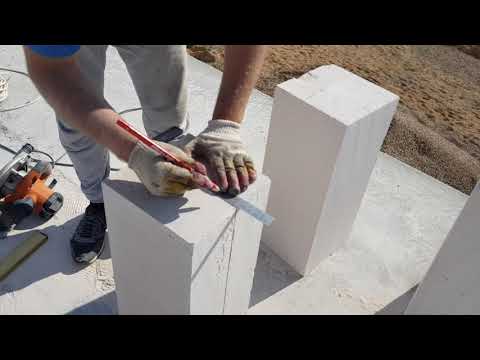 Видео: ЧЕМ ПИЛИТЬ ГАЗОСИЛИКАТНЫЕ БЛОКИ?