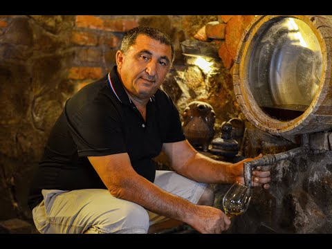Видео: 30 вопросов виноделу | 8000 летняя история вина в квеври в Грузии 🇬🇪🍷