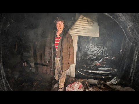 Видео: ПОПАЛИ В ДОМ К ВЕДЬМЕ. Она была без еды и воды.