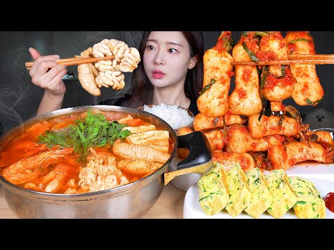Видео: ASMR MUKBANG | Острый суп с рыбной икрой (Алтанг) ☆ Рулет из омлета и кимчи с хвостиком!