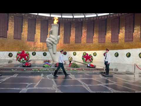 Видео: РОДИНА МАТЬ ЗОВЕТ