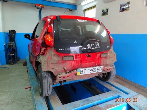 Видео: Peugeot 107 .  печалька((   снятие заднего бампера.